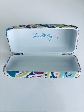 Vera Bradley Capri Blue Glasses Case in GUC
